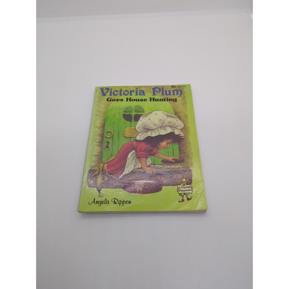 Rare Victoria Plum Goes House Hunting.  Angela Rippon.  1982